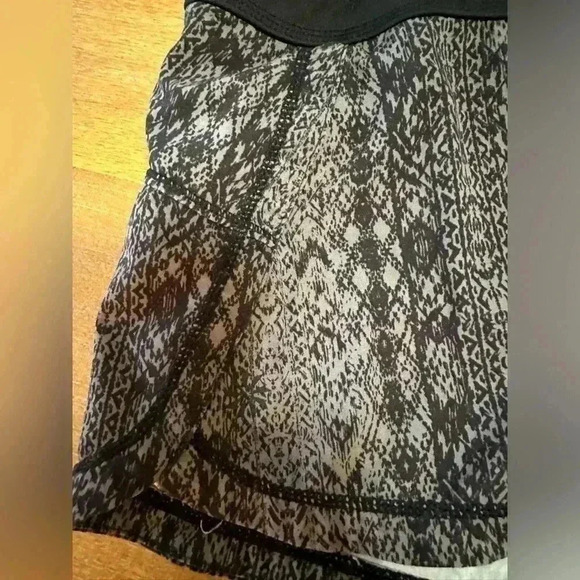 Athleta running shorts - Picture 5 of 9